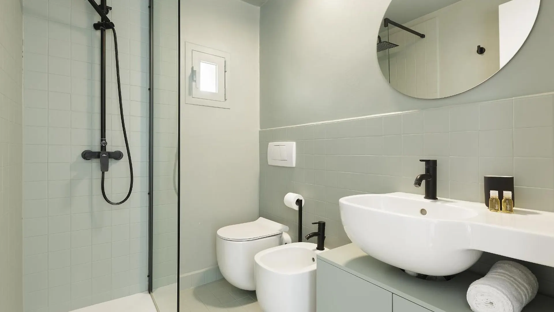 Hl Suite - Duomo, Navigli Milan 0*,  Italy